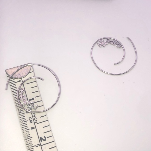 STERLING Silver Geometric Triangle Flower Threader Hoop Earrings 1.3” - Picture 8 of 8